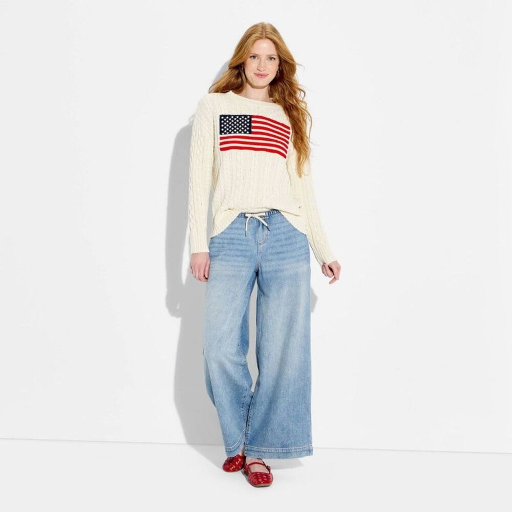 Women's Crewneck American Flag Pullover Sweater - Dark Off-White Flags XL